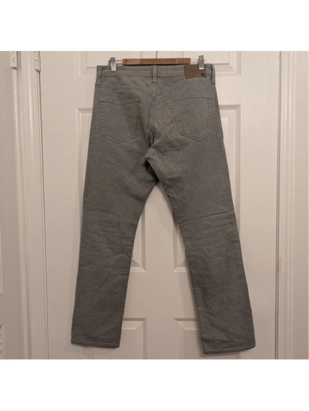Men's AG Adriano Goldschmied Straight Jeans 32x30 (the graduate tailored leg)